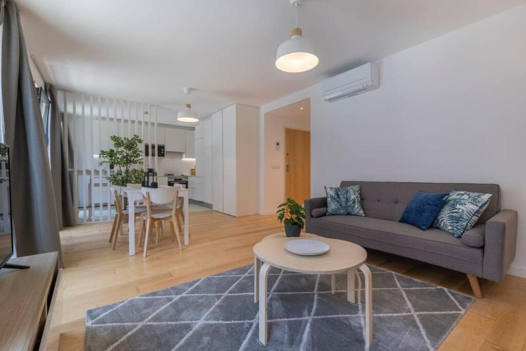 Campolide 2 Bedroom Delight By Innkeeper Lisbon Exterior photo